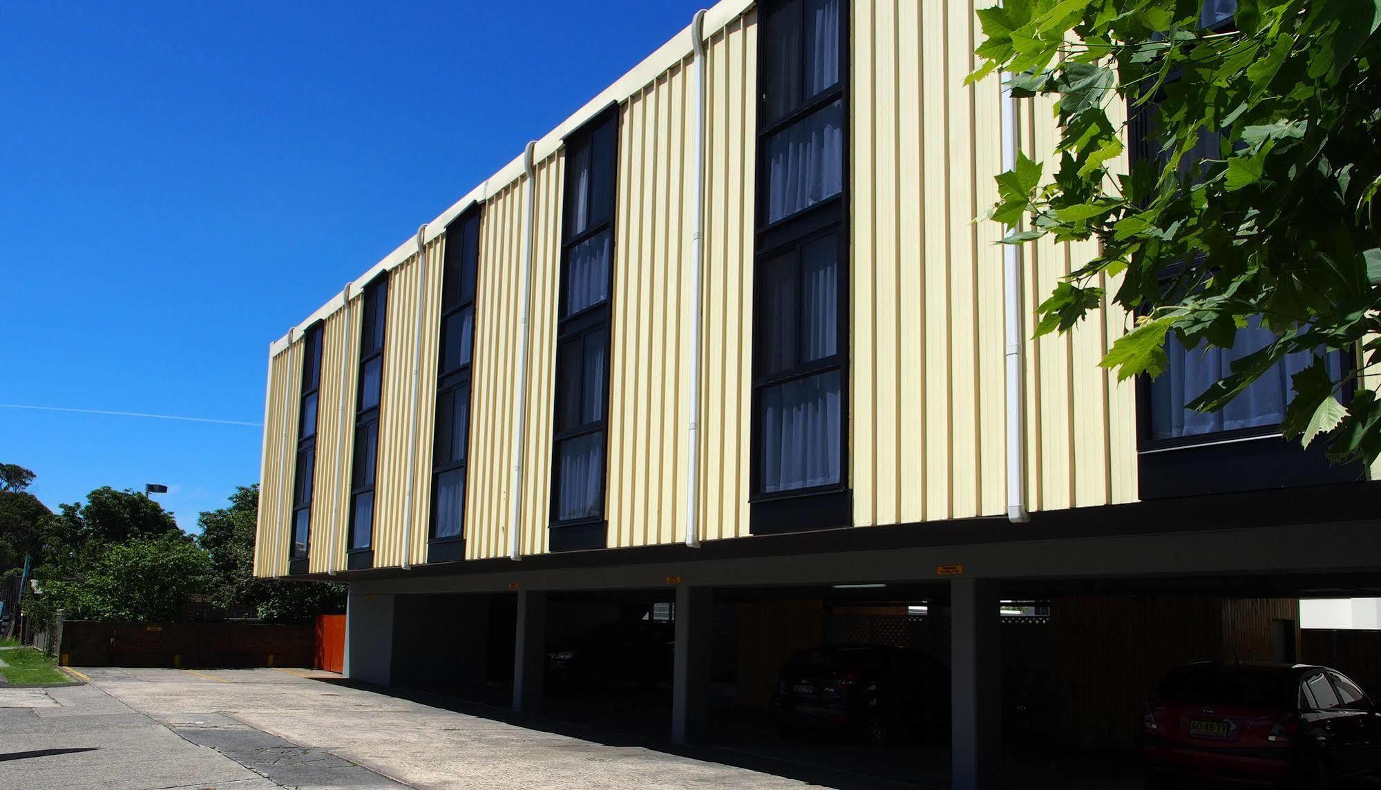 City Beach Motel Wollongong Esterno foto