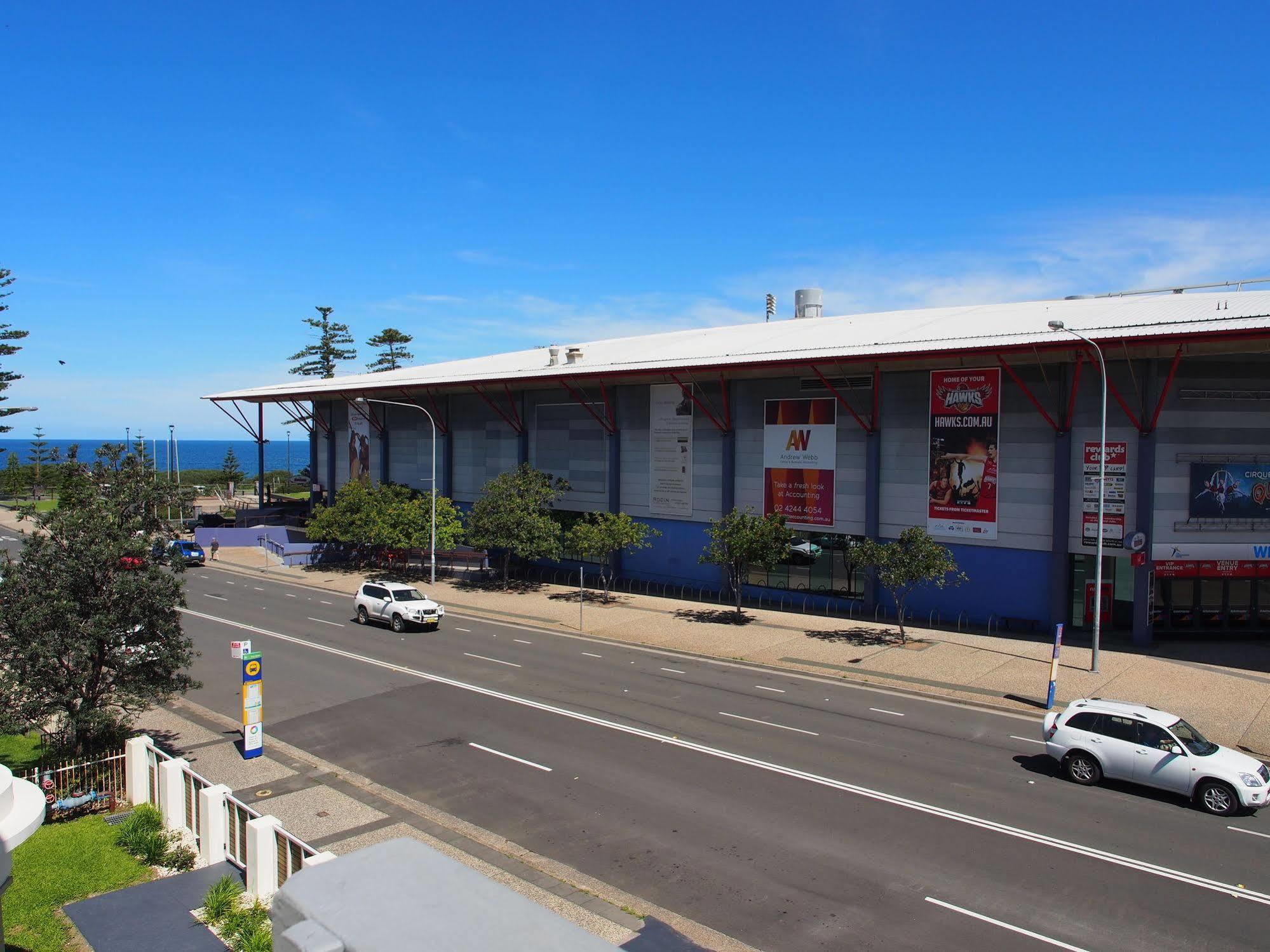 City Beach Motel Wollongong Esterno foto